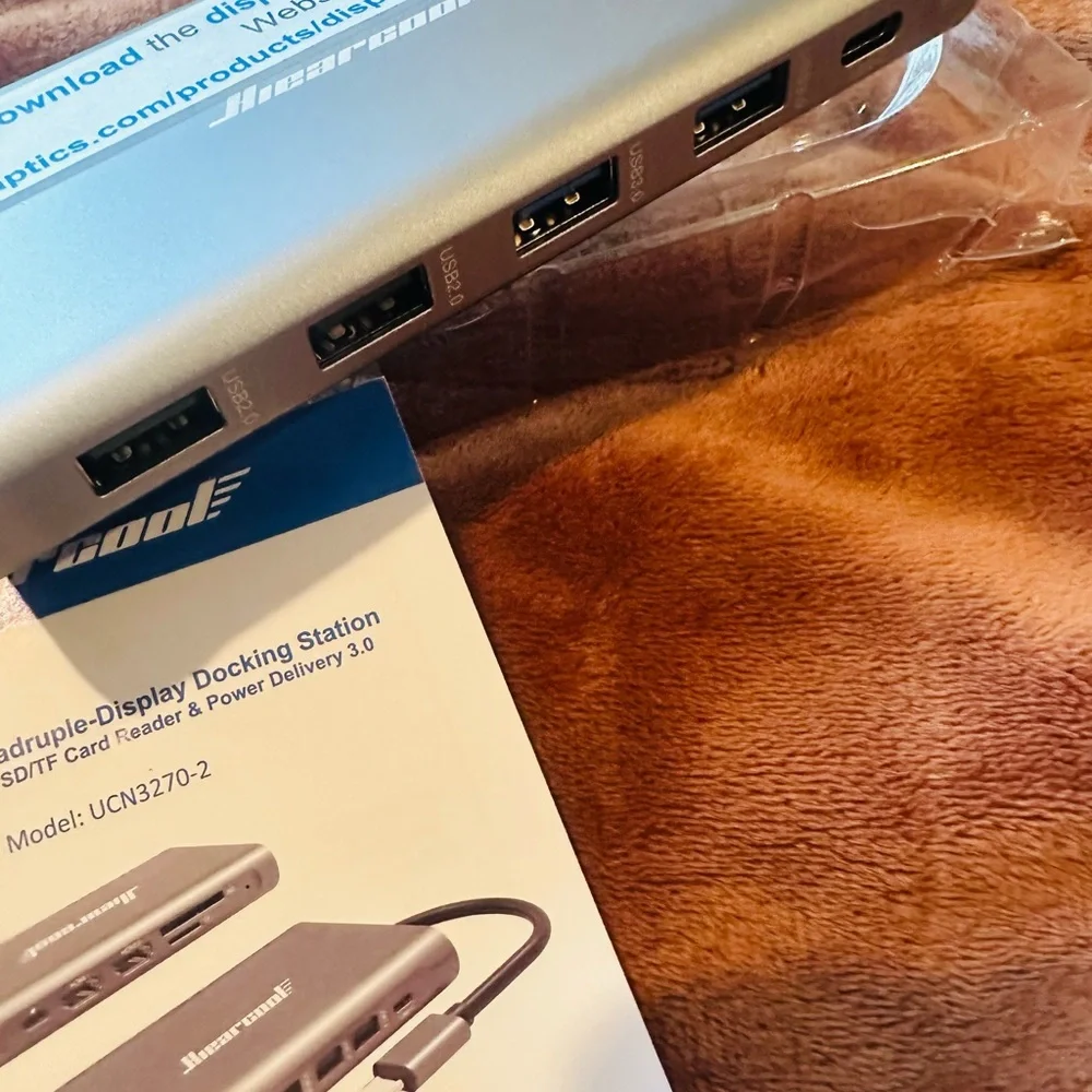 Hiearcool Docking Station for laptop, Quadruple Display USB C 12 in 1 New